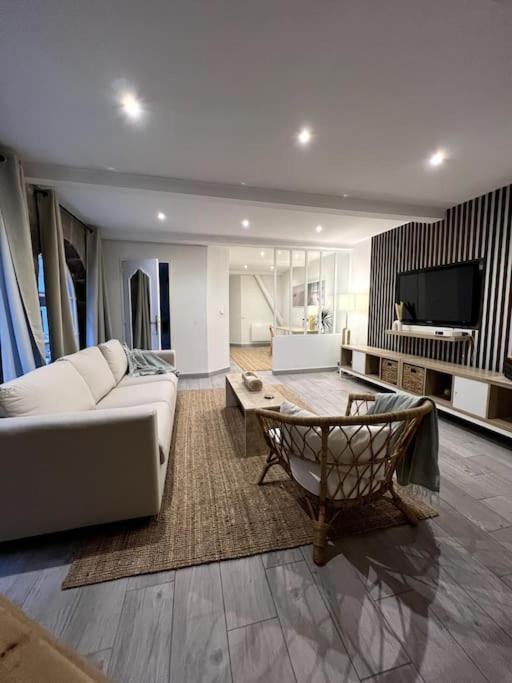 Superbe Duplex En Hyper Centre Διαμέρισμα Σαιντ-Ετιέν Εξωτερικό φωτογραφία